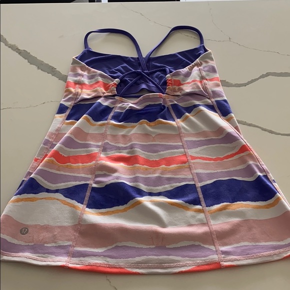 Lululemon Dancing Warrior Tank size 6 - Picture 6 of 6